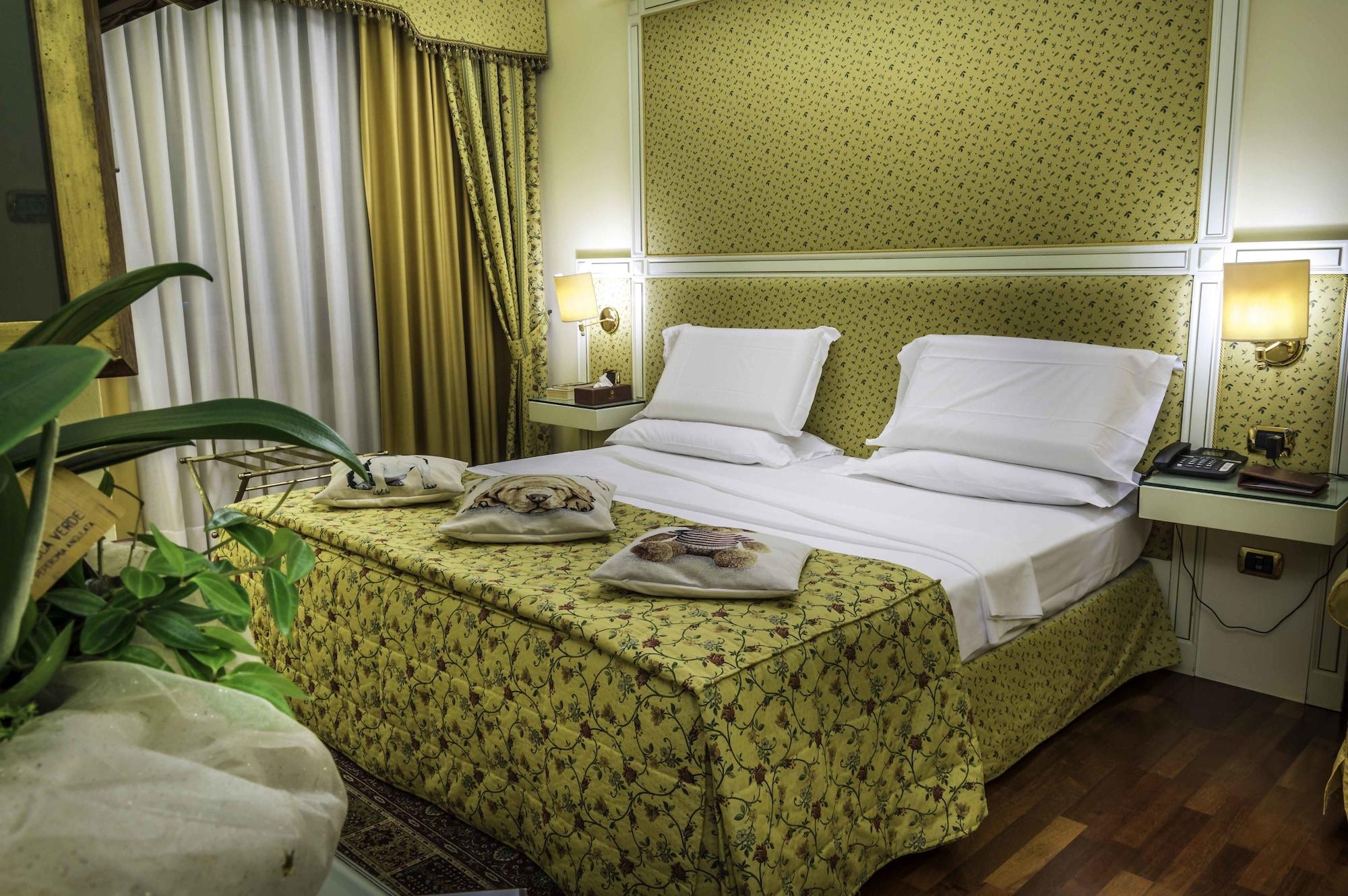Hotel La Bussola Novara Dış mekan fotoğraf