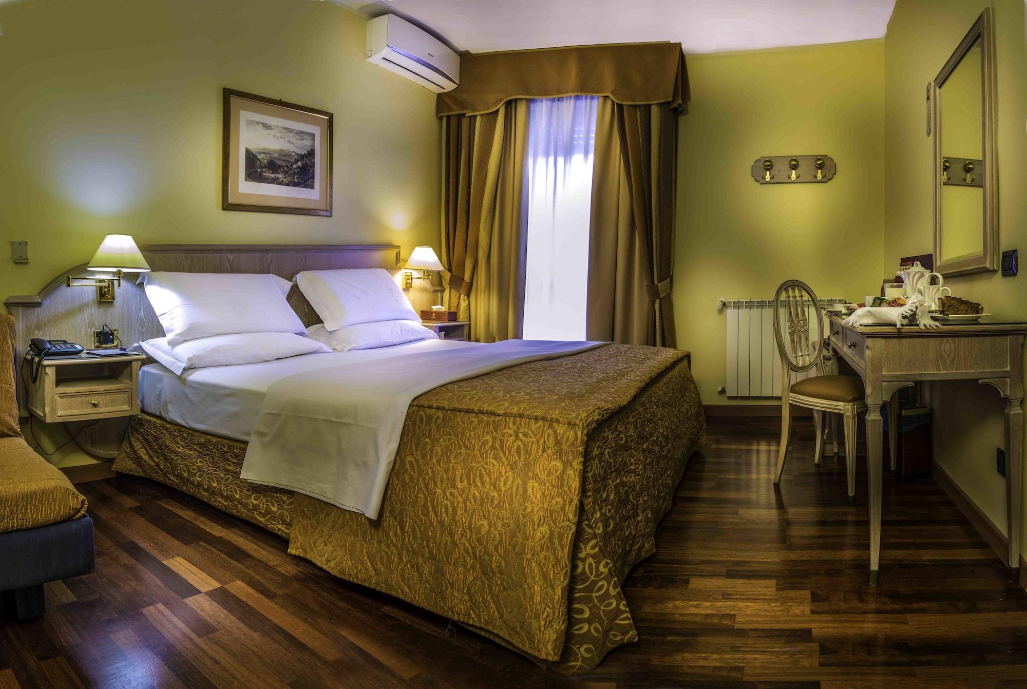 Hotel La Bussola Novara Dış mekan fotoğraf
