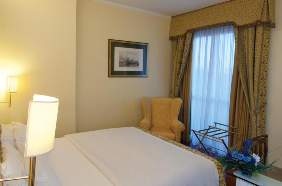 Hotel La Bussola Novara Dış mekan fotoğraf