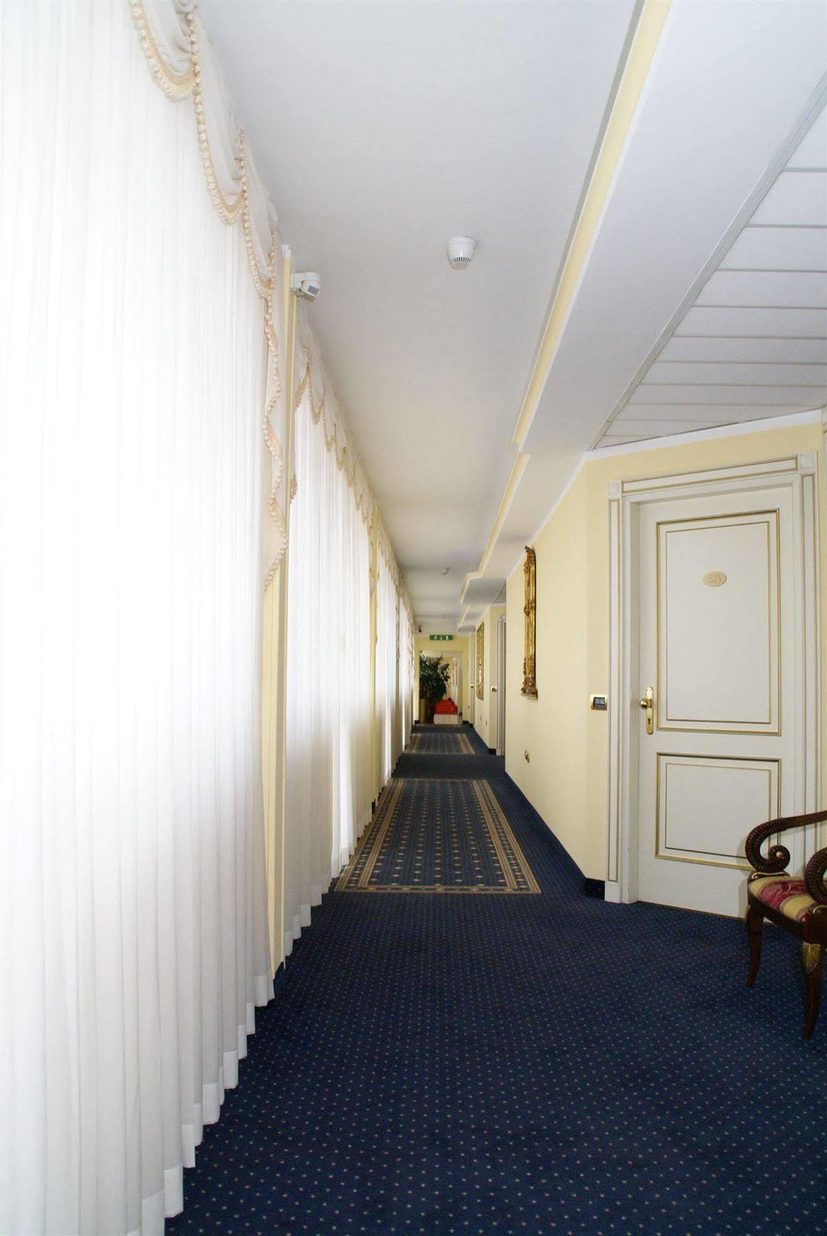 Hotel La Bussola Novara Dış mekan fotoğraf