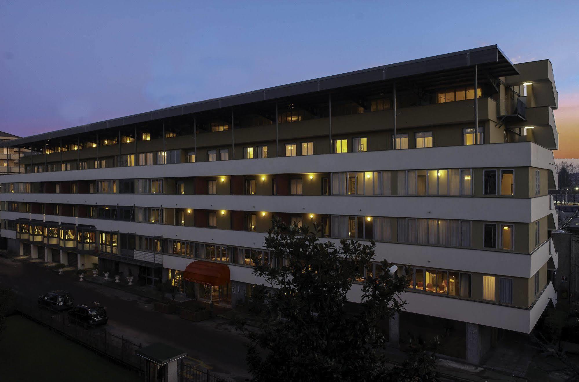 Hotel La Bussola Novara Dış mekan fotoğraf
